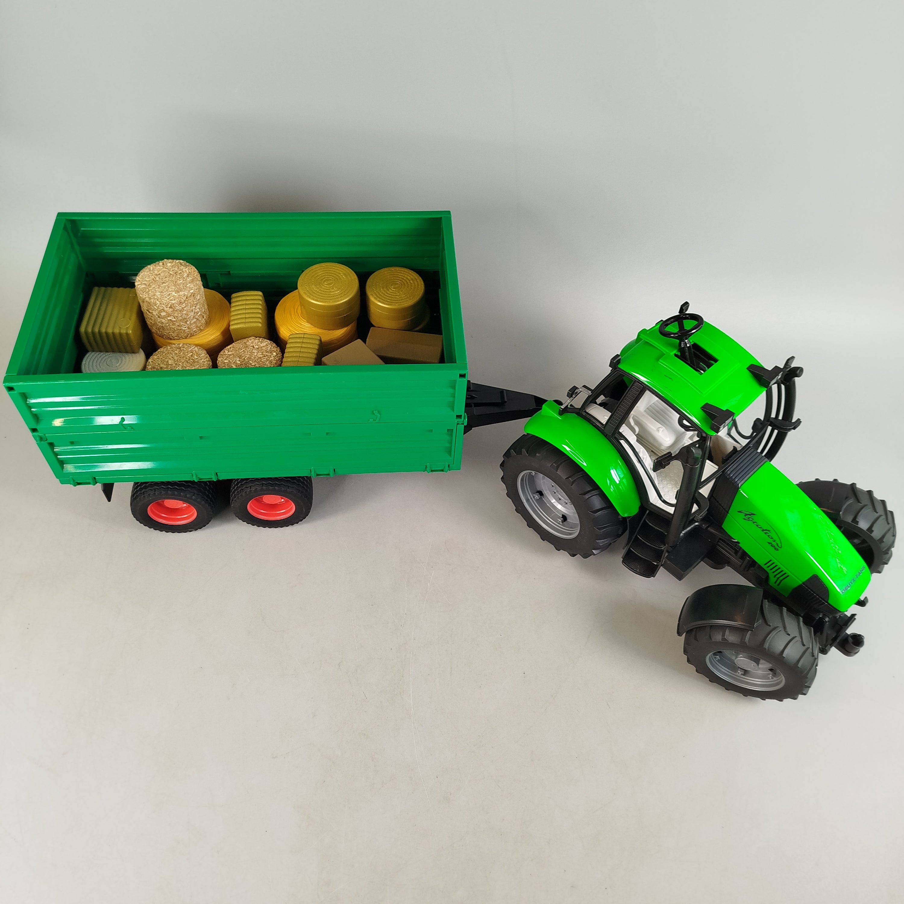 Deutz-Fahr Agrotron Traktor Kippanhänger, gebraucht ab 3 4 5 Jahre | ✅ geprüft